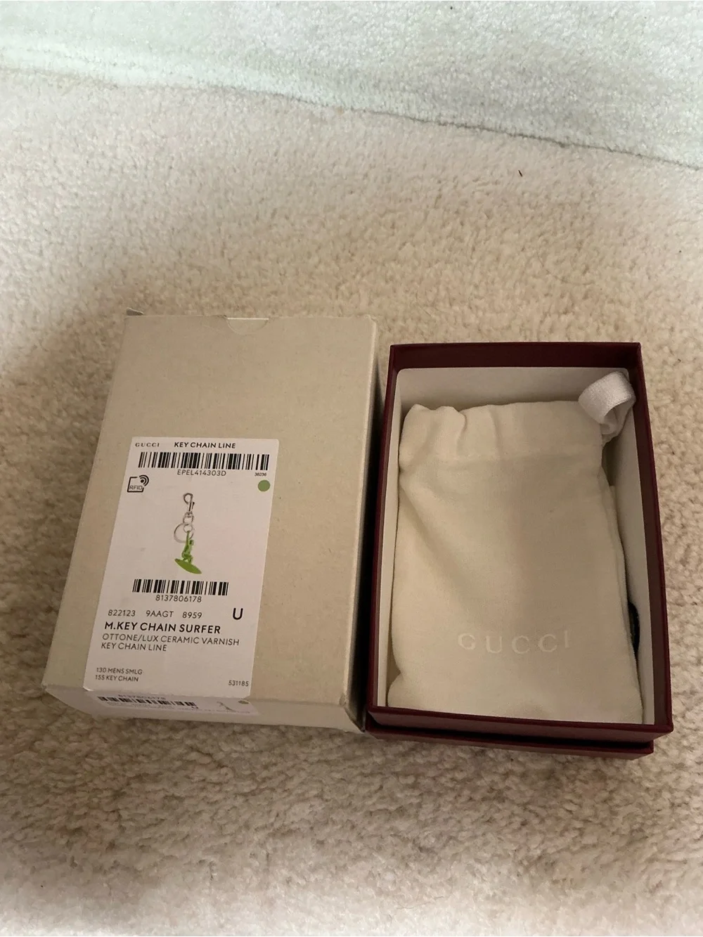NEW IN BOX GUCCI NEON GREEN CERAMIC SILVER SURFER KEYCHAIN KEY RING FOB